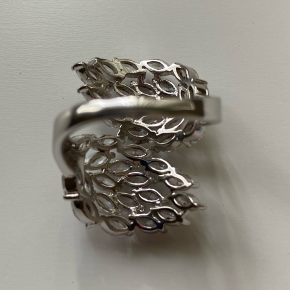 FZN Sterling silver CZ ring wings, size 9 - Picture 8 of 8